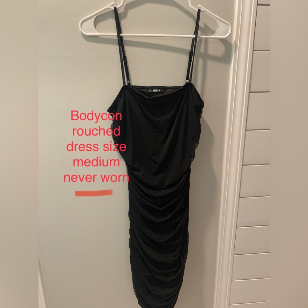 Bodycon rouched black dress